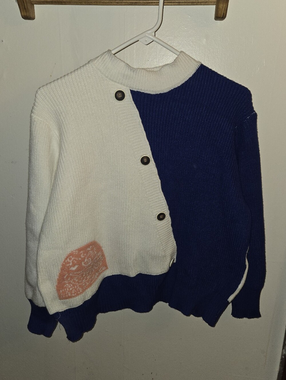 Sweater Pretty Design - Picture 3 of 5